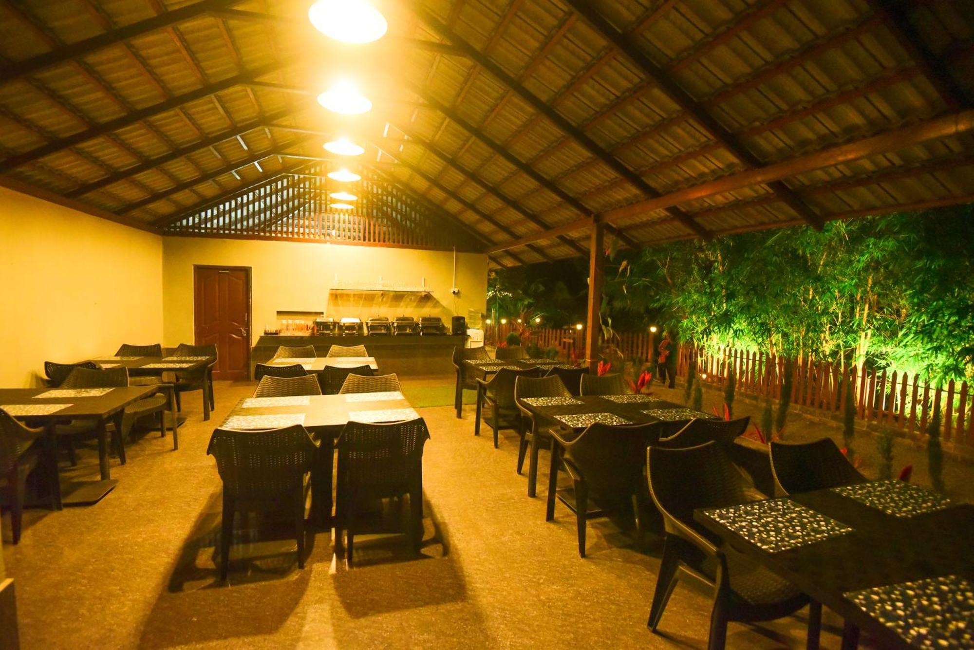 The Mountain Shades Resort Madikeri Exterior photo