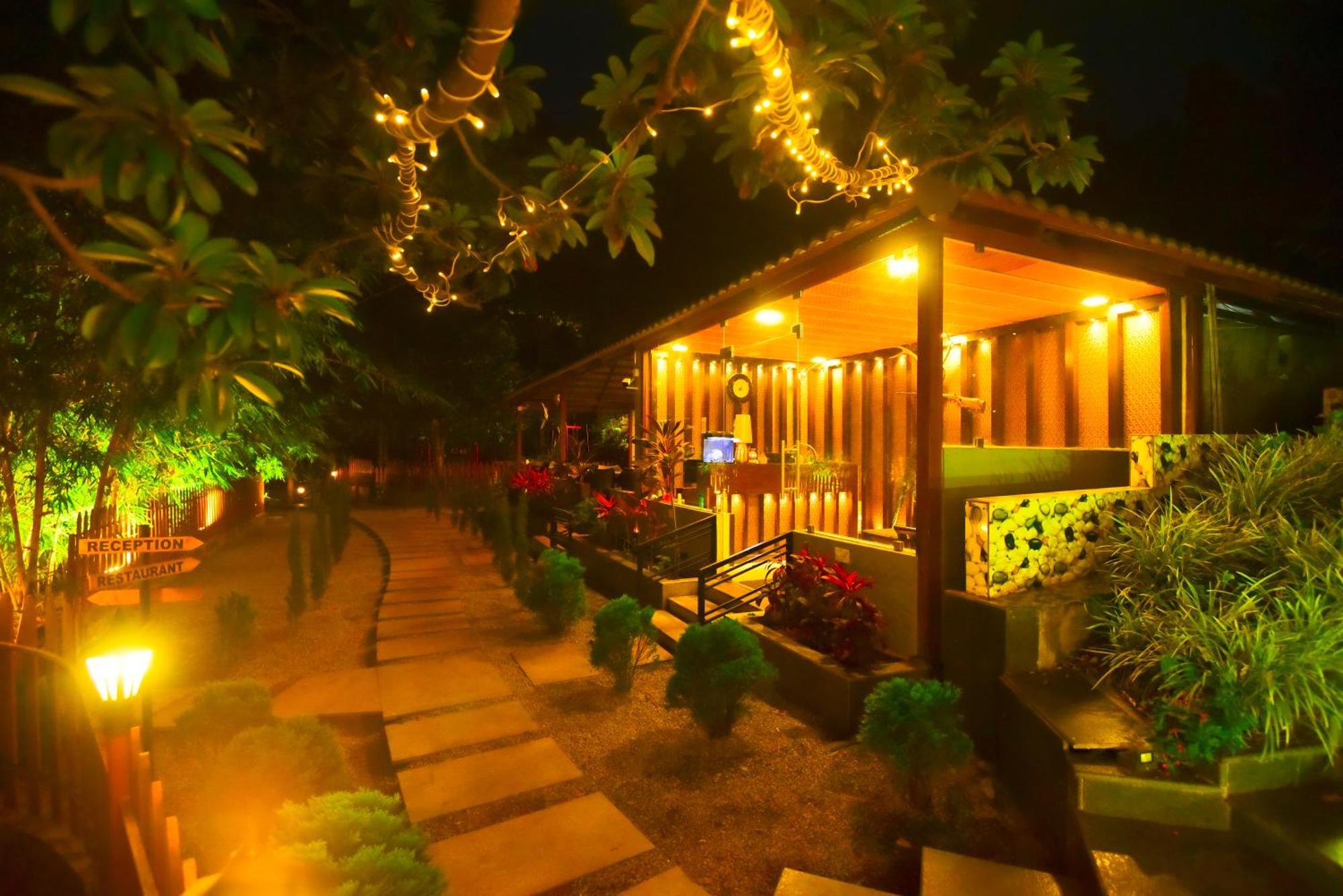 The Mountain Shades Resort Madikeri Exterior photo